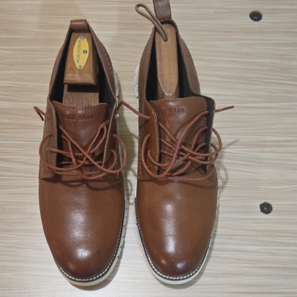 Cole Haan Men's Tan Leather Oxfords Perfect Condition. Only Worn Twice!